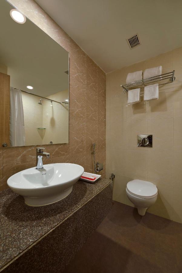 Ankleshwar The Eastern Hotel מראה חיצוני תמונה