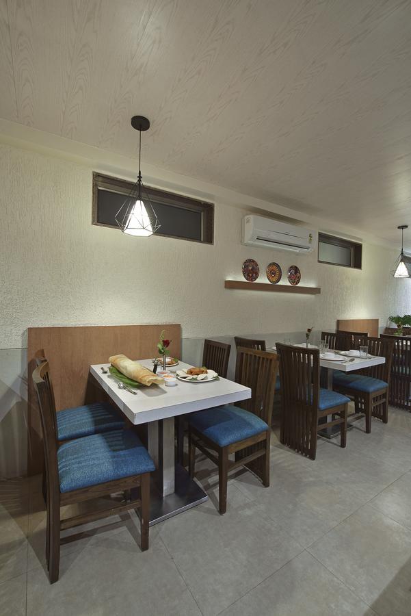 Ankleshwar The Eastern Hotel מראה חיצוני תמונה